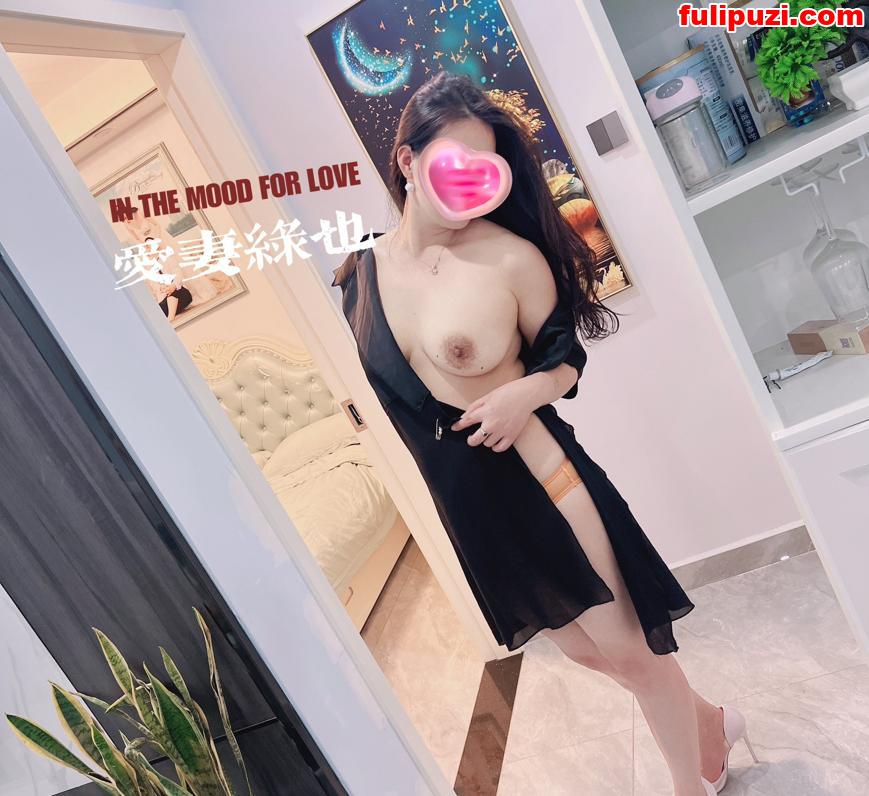 推特【绿帽春哥】福利合集 淫荡老婆和邻居打麻将当面露出大奶【14P+32V/109M】